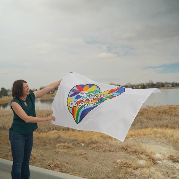 Love is Love (Wearable Flag, PRIDE, Flag with Sleeves, cape) - Picture 5 of 5